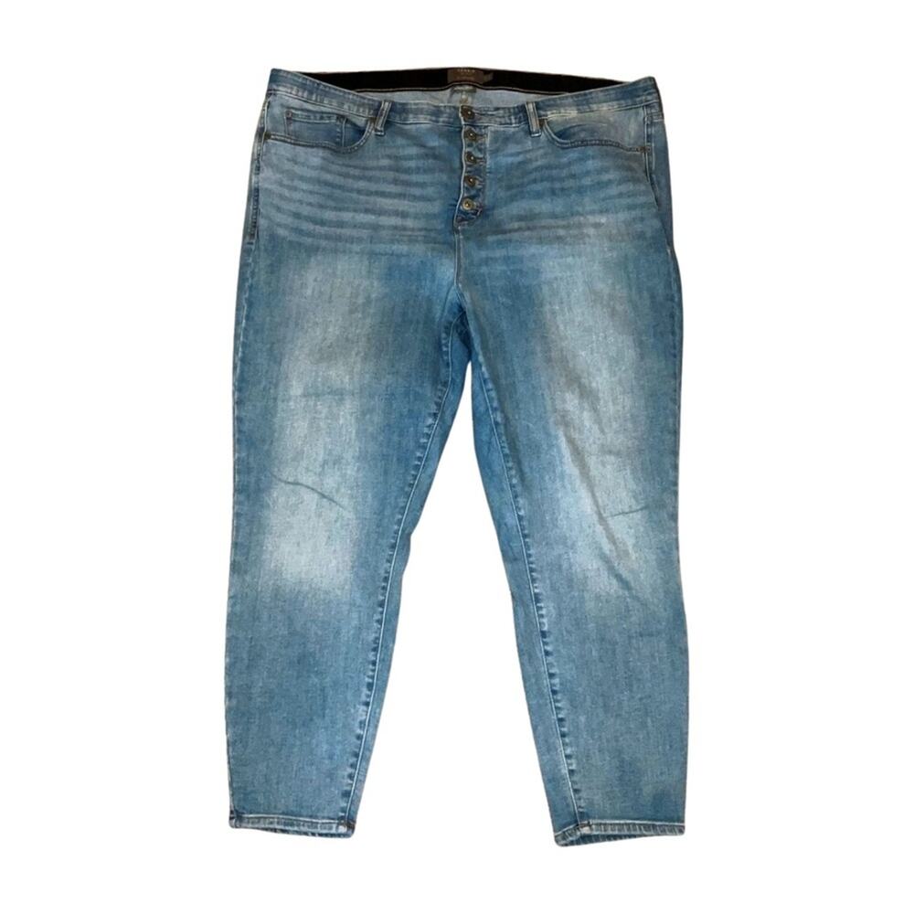 Torrid Blue Cropped Jeans with Faded Distressing Size 22R